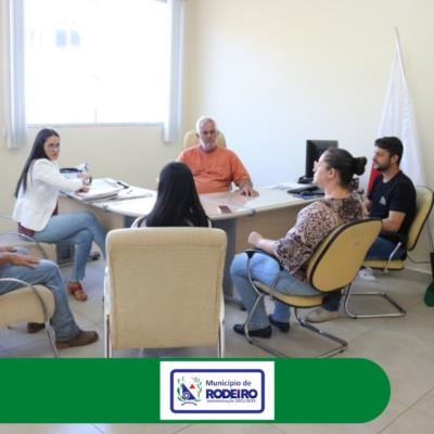 REUNIÃO PARA REGULARIZAÇÃO FINDUCIÁRIA NO BAIRRO NOVO HORIZONTE