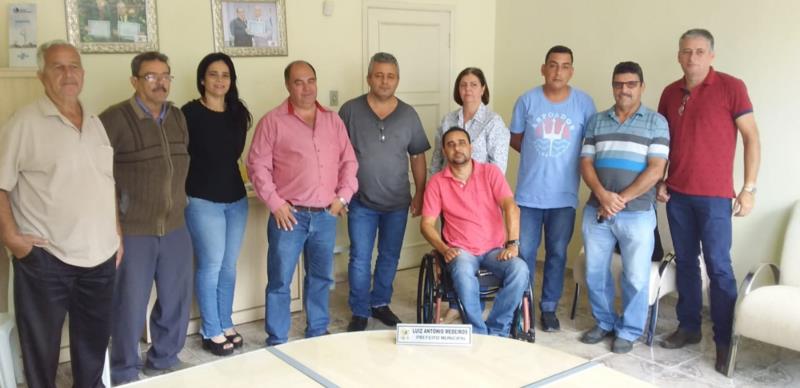 Prefeito e vereadores se reúnem em Rodeiro
