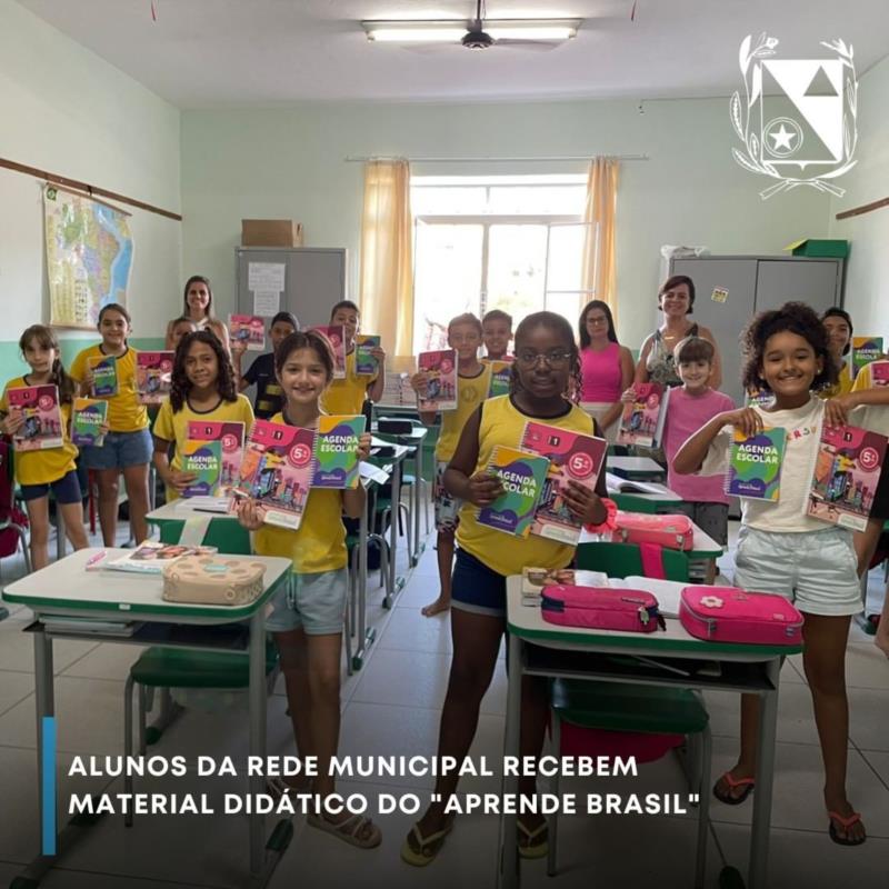 Alunos da Rede Municipal recebem material didático do