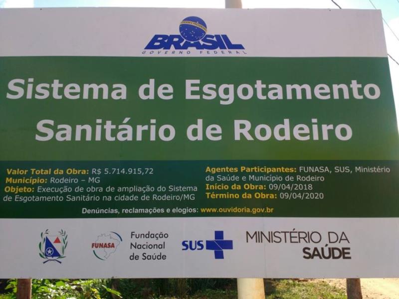 Em entrevista, prefeito fala sobre funcionamento da nova creche e tratamento da rede de esgoto