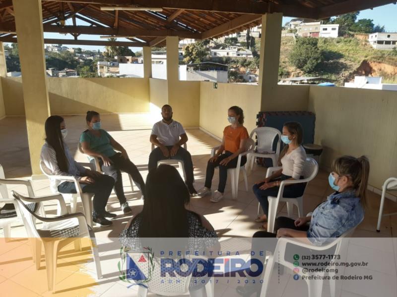 Projeto "Vamos ajudar a quem nos ajuda" é um sucesso!