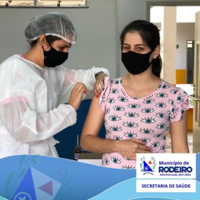 Vacinação contra COVID-19