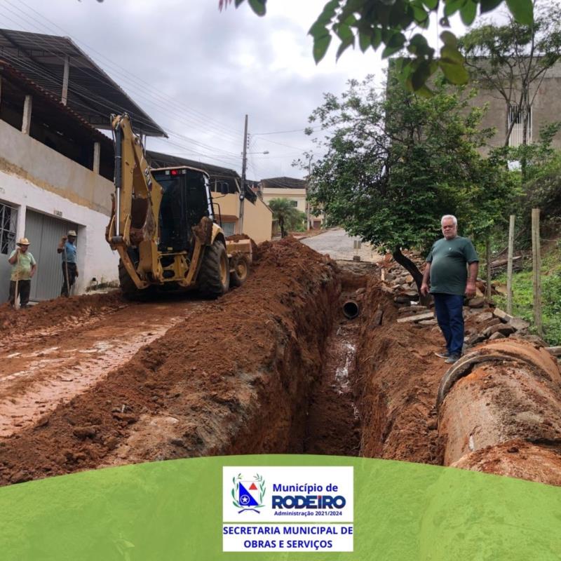 Obras na Rua Vereador Altamiro Campos
