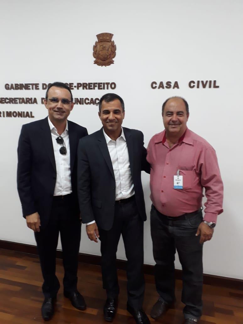 Prefeito em busca de novos conhecimento em São Paulo