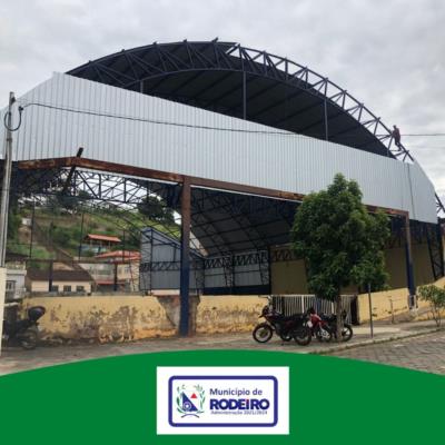 Obras em Rodeiro