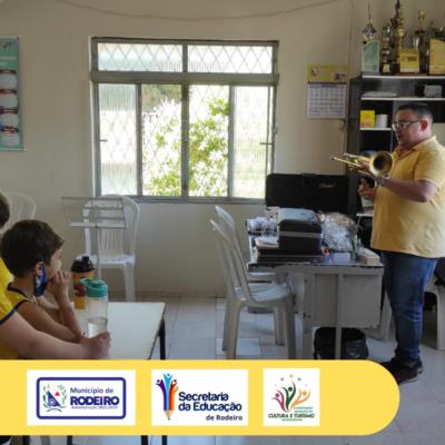 VISITA A BANDA DE MÚSICA LIRA RODEIRENSE